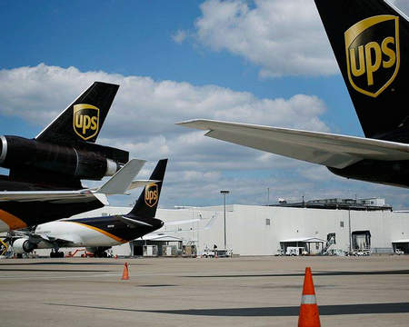 UPS和联邦快递寄美国哪个更快一些？